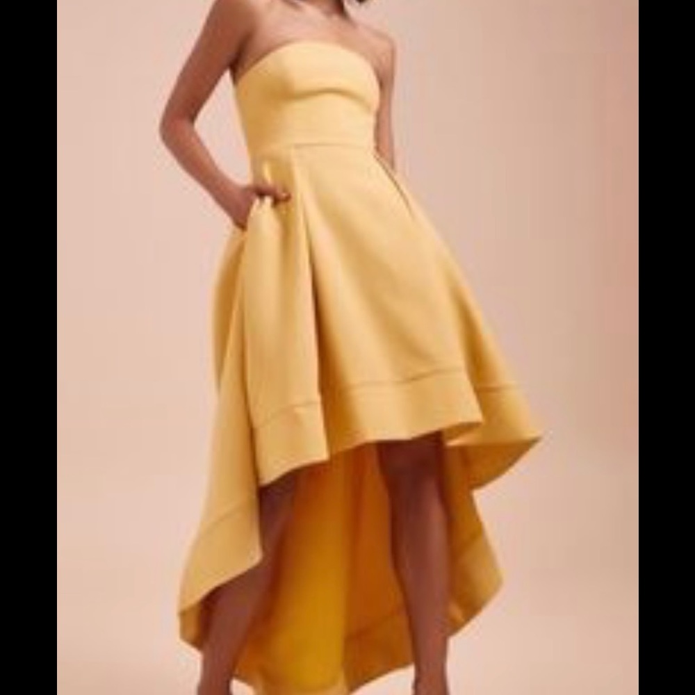 New C/MEO Collective Entice Strapless Gown